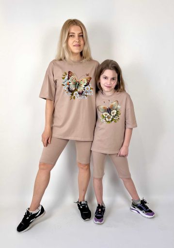 Комплект oversize для мамы и дочки футболка + велосипедки "Бабочка"
