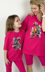 Комплект oversize для мамы и дочки футболка + велосипедки "Попугаи"