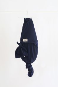 Безразмерная пеленка на липучках с шапочкой Каспер, Темно-синяя