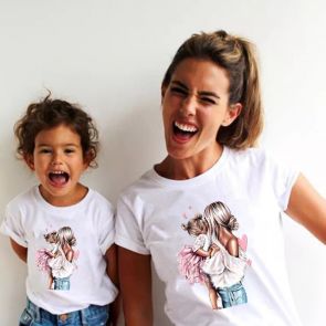 Набор футболок для мамы и дочки с принтом