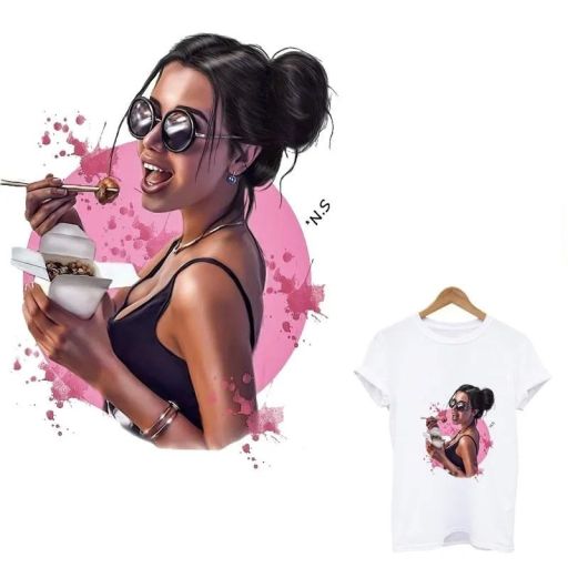 Женская футболка бойфренд "Девушка с китайской едой"