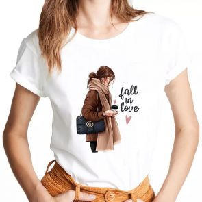 Женская футболка "Fall in love"