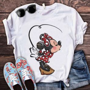 Женская футболка с рисунком "Mickey and Minnie kiss"